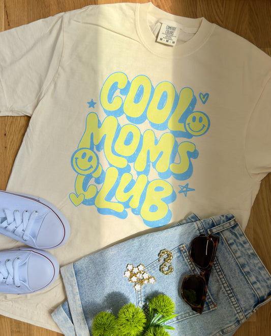 Neon COOL MOMS CLUB Graphic Tee