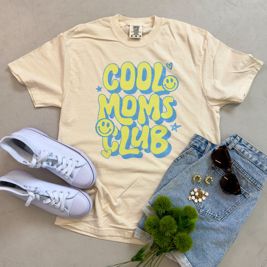 Neon COOL MOMS CLUB Graphic Tee